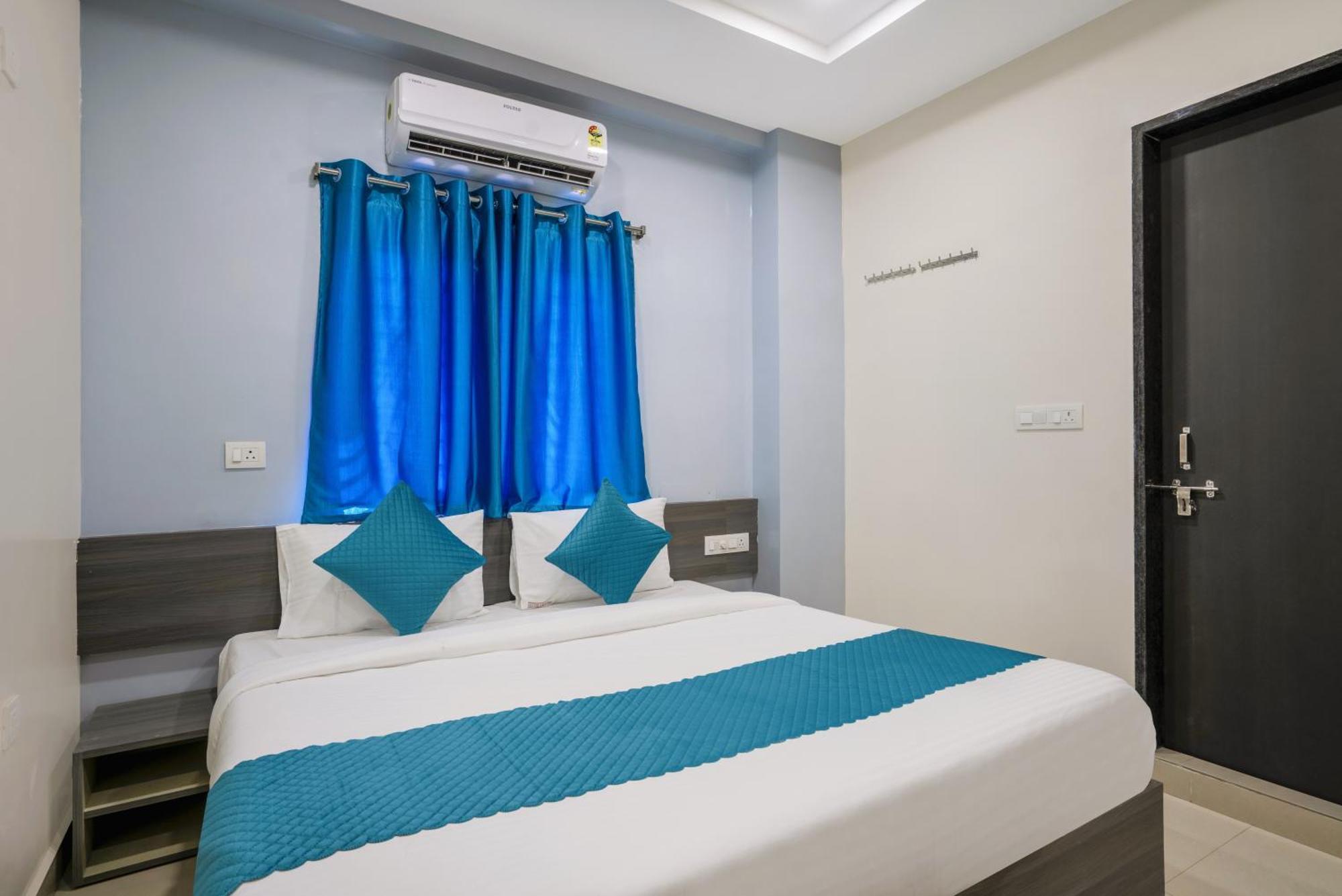 The Balcony Suites Haïdarabad Extérieur photo
