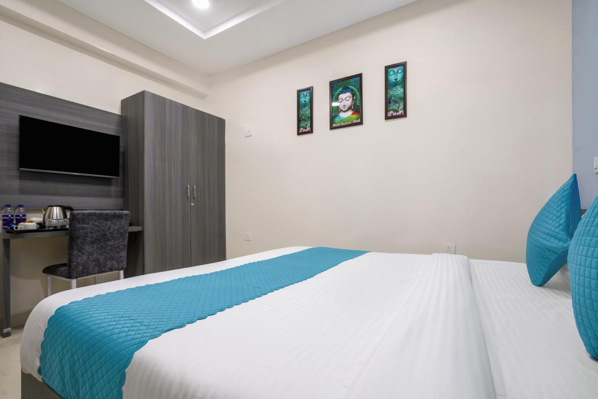 The Balcony Suites Haïdarabad Extérieur photo